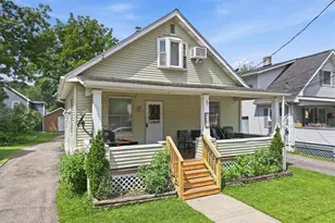 165 Elizabeth St, East Stroudsburg, PA 18301 - Photo 1