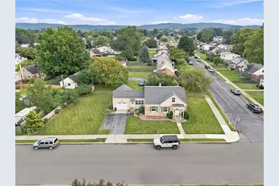 1359 N Van Buren Street, Allentown City, PA 18109 - Photo 2