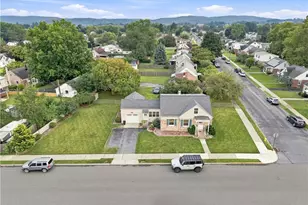 1359 N Van Buren St, Allentown City, PA 18109 - Photo 2