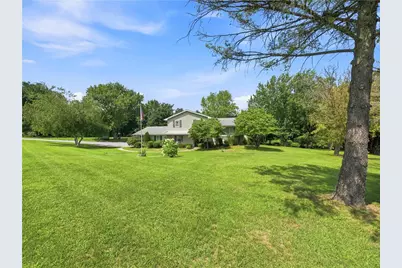 2815 Semmel Road, North Whitehall Township, PA 18080 - Photo 4