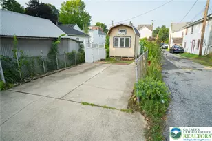 223 S 2nd St, Emmaus Boro, PA 18049 - Photo 26
