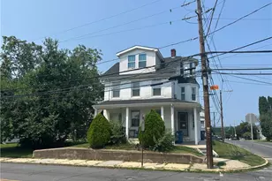 547 E 4th St, Northampton Township, PA 18067 - Photo 1