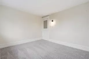 2455 S 4th St, Allentown City, PA 18103 - Photo 12