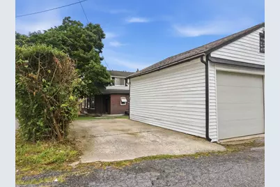 2455 S 4th Street, Allentown City, PA 18103 - Photo 22
