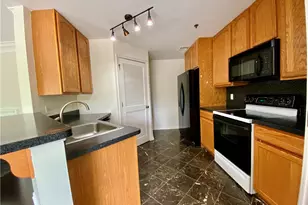 856 Nittany Ct, South Whitehall Township, PA 18104 - Photo 8