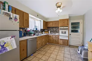 7438 Catalpa Dr, Macungie Boro, PA 18062 - Photo 8