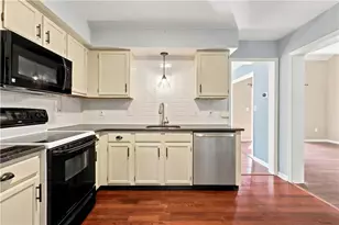 3 Winfield Ct, Palmer Twp, PA 18045 - Photo 14