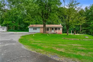1350 Spring Dr, Lehigh Township, PA 18088 - Photo 1