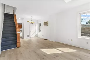 1541 Utica St, Allentown City, PA 18102 - Photo 2