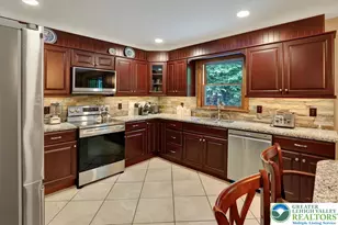 19 Woods Ln, Washington Twp, PA 19504 - Photo 12