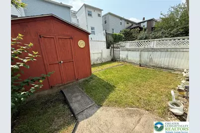 228 E Patterson Street, Lansford, PA 18232 - Photo 6