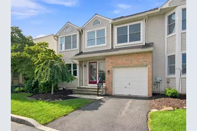 184 Ridings Circle #184, Macungie Boro, PA 18062 - Photo 2