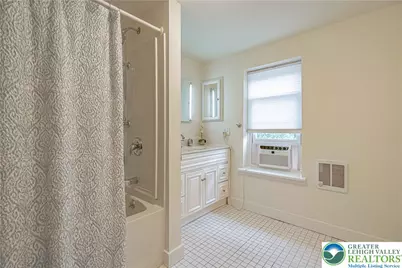 229 E Wall Street, Bethlehem City, PA 18018 - Photo 26