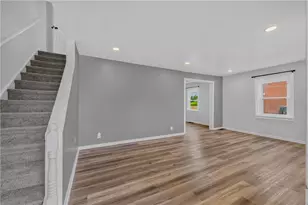 1528 Catalina Ave, Allentown City, PA 18103 - Photo 8