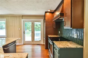 836 Gilly Ave, Bethlehem City, PA 18015 - Photo 26