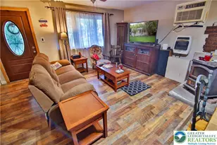 8657 S Loop Rd, Washington Township, PA 18080 - Photo 6