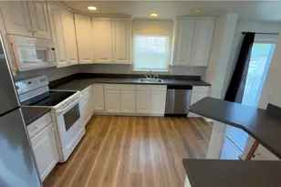 2720 Bachman Dr, Bethlehem Township, PA 18020 - Photo 4