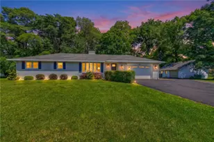 136 Grouse Dr, Moore Township, PA 18014 - Photo 2