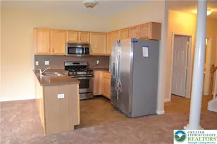 204 S Kathryn St, Palmer Twp, PA 18045 - Photo 8