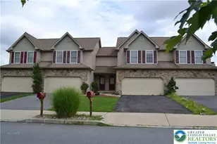 204 S Kathryn St, Palmer Twp, PA 18045 - Photo 2