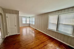 174 Wood St, Nazareth Boro, PA 18064 - Photo 6
