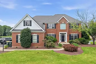 4082 Meckes Dr, Lehigh Township, PA 18088 - Photo 1