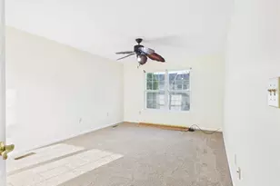 54 Cobblestone Dr, Easton, PA 18045 - Photo 12