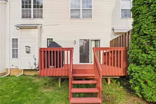 54 Cobblestone Dr, Easton, PA 18045 - Photo 2