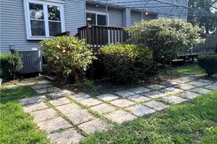 896 Briarstone Rd, Bethlehem City, PA 18017 - Photo 18