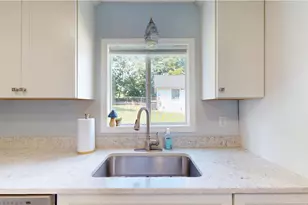 5603 Main St, Whitehall Township, PA 18052 - Photo 14