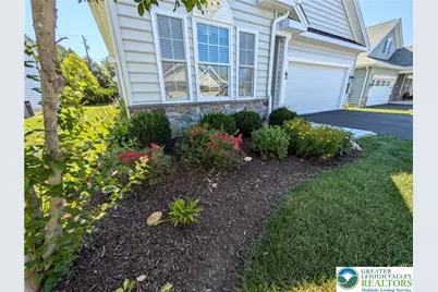 4633 Freedom Way, Upper Saucon Township, PA 18034 - Photo 6