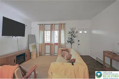 328 Hazle Street, Tamaqua, PA 18252 - Photo 6
