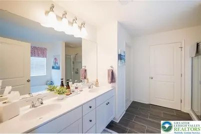 2877 Binney Court, Easton, PA 18040 - Photo 36