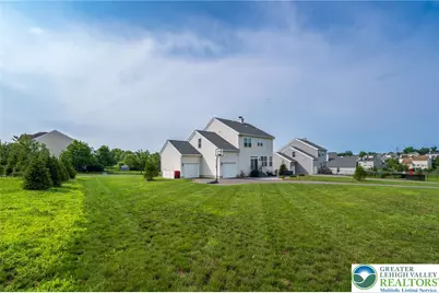 2877 Binney Court, Easton, PA 18040 - Photo 2