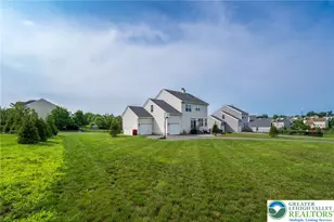 2877 Binney Ct, Forks Twp, PA 18040 - Photo 2