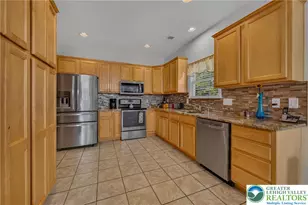 51 Glenmoor Cir N, Palmer Twp, PA 18045 - Photo 24