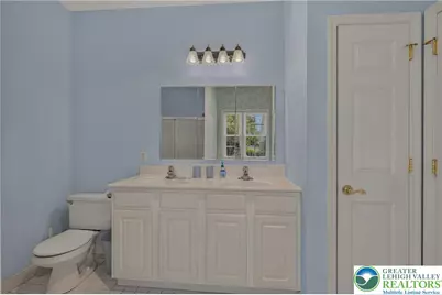 51 Glenmoor Circle N, Palmer Twp, PA 18045 - Photo 40