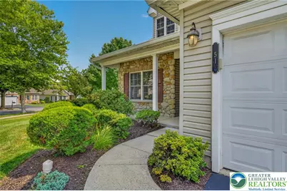 51 Glenmoor Circle N, Palmer Twp, PA 18045 - Photo 10