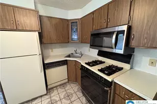 1035 S Jefferson St, Allentown City, PA 18103 - Photo 10