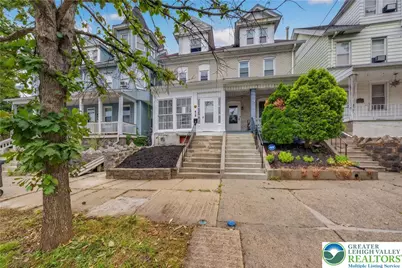 916 Center Street, Bethlehem City, PA 18018 - Photo 2