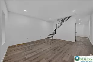 916 Center St, Bethlehem City, PA 18018 - Photo 6