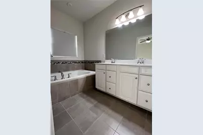 2356 Raya Way, Bethlehem Township, PA 18045 - Photo 14