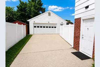 1972 Collingswood Drive, Bethlehem City, PA 18018 - Photo 32