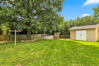 4423 W Mountain View Drive, Lehigh Township, PA 18088 - Photo 36
