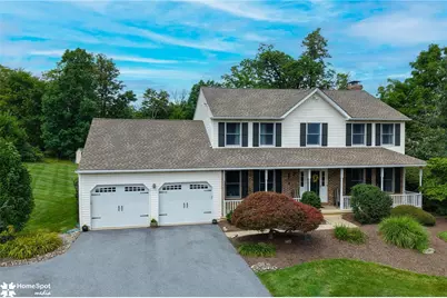6994 Carriage, Upper Saucon Township, PA 18036 - Photo 2