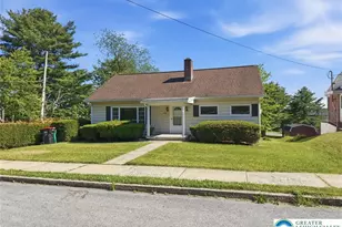 929 Coal St, Lehighton Boro, PA 18235 - Photo 2