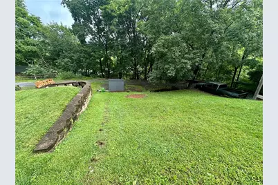 550 W Franklin Street, Slatington Boro, PA 18080 - Photo 36