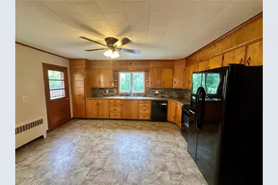 550 W Franklin Street, Slatington Boro, PA 18080 - Photo 12