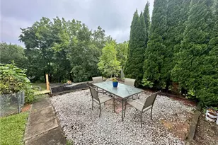 550 W Franklin St, Slatington Boro, PA 18080 - Photo 34