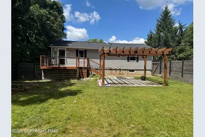 102 Charlotte Way, East Stroudsburg, PA 18302 - Photo 2